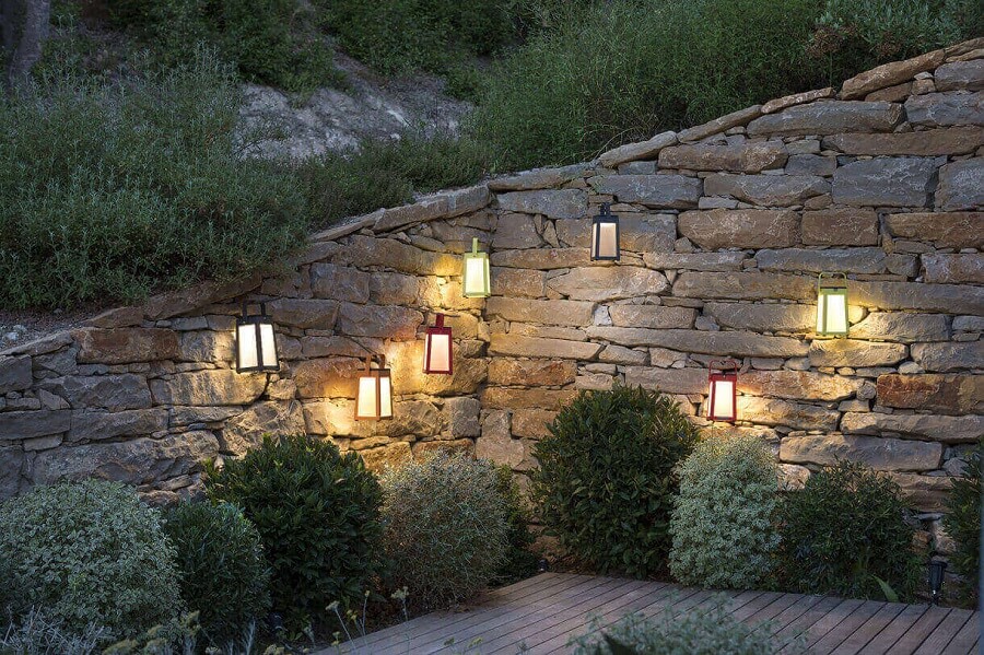 lampadaires sur le mur